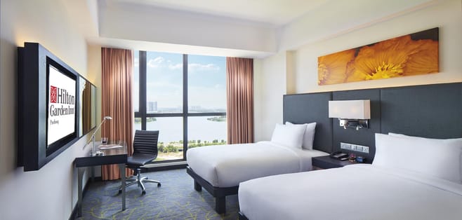 Twin Guest Room