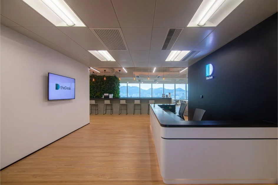 theDesk Enterprise Square 5