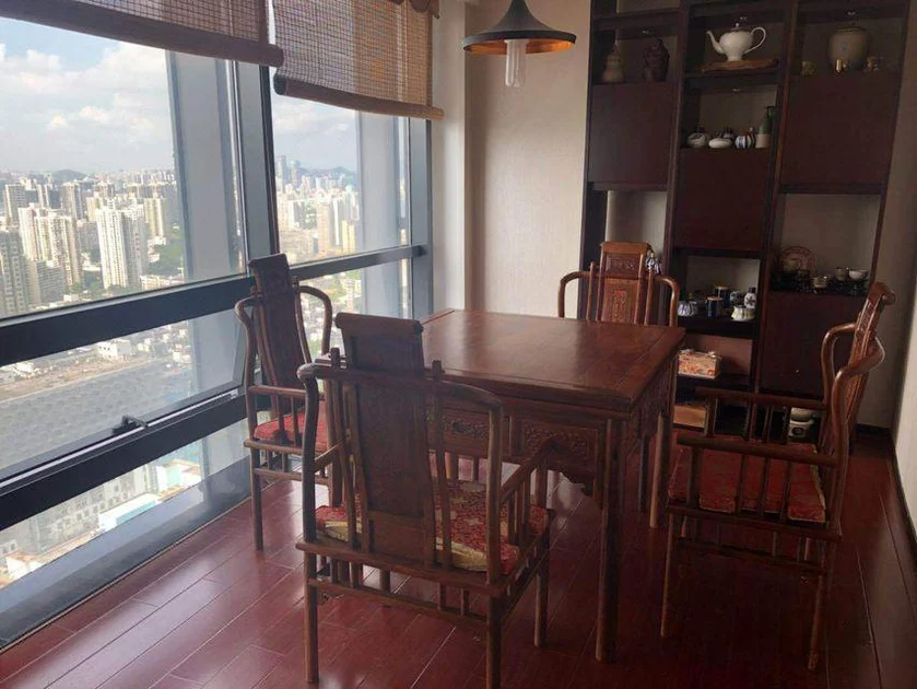 Shenzhen Huaqiang Plaza hotel (Huaqiangbei Metro Station)