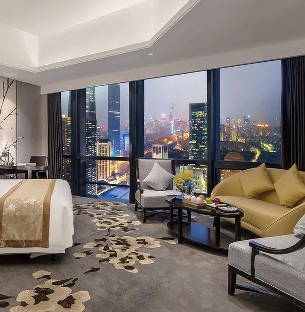 Shenzhen Huaqiang Plaza hotel (Huaqiangbei Metro Station)