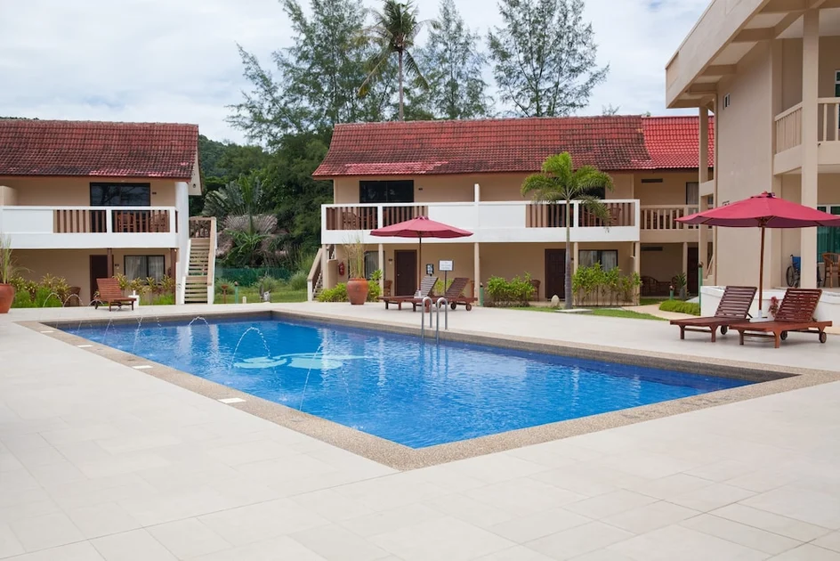 Kolam renang terbuka