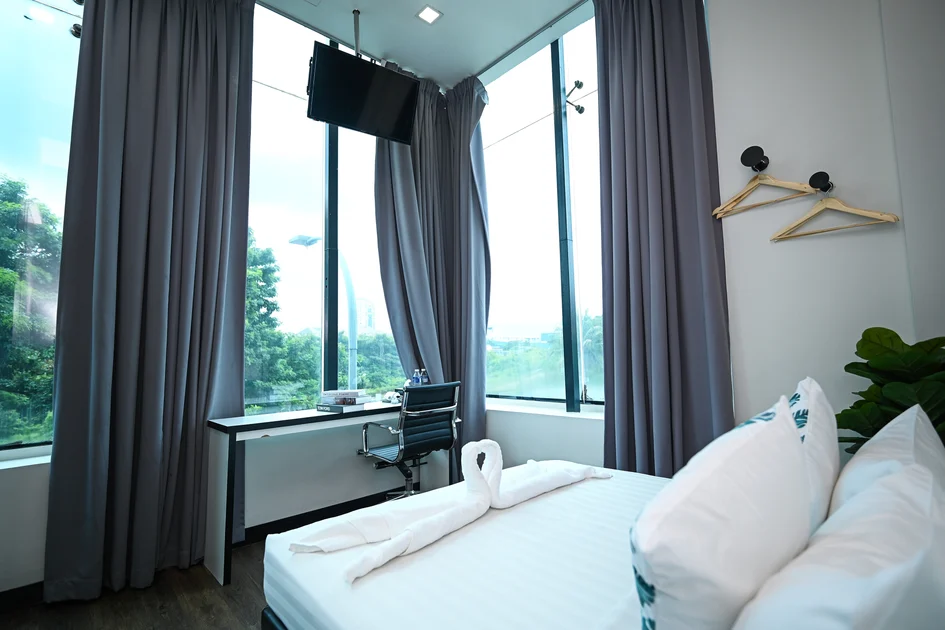 Swing & Pillows @ Kota Kemuning Selangor (Formerly known as NueVo Boutique Hotel)