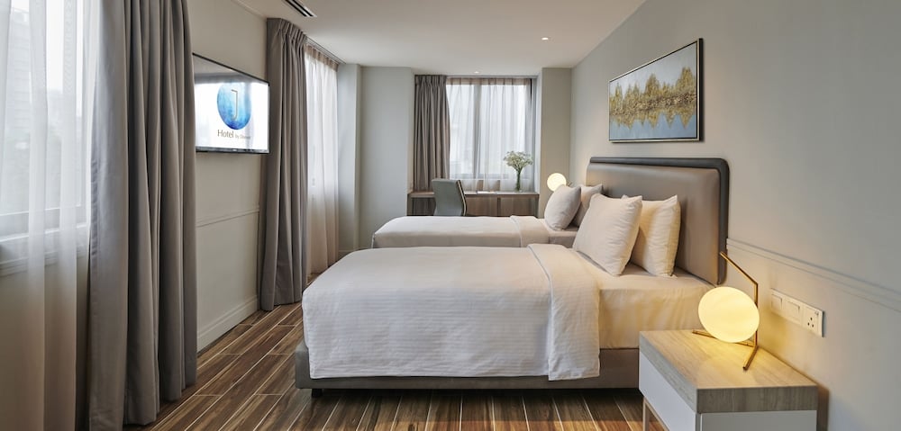 J-Hotel by Dorsett